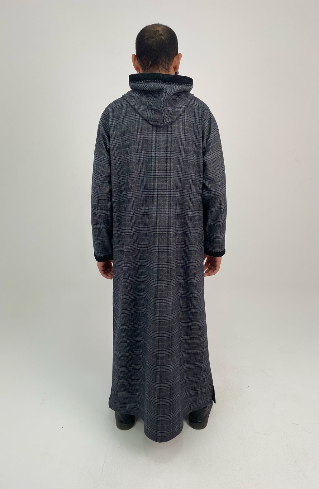 Aseel striped dark gray moroccan thobe