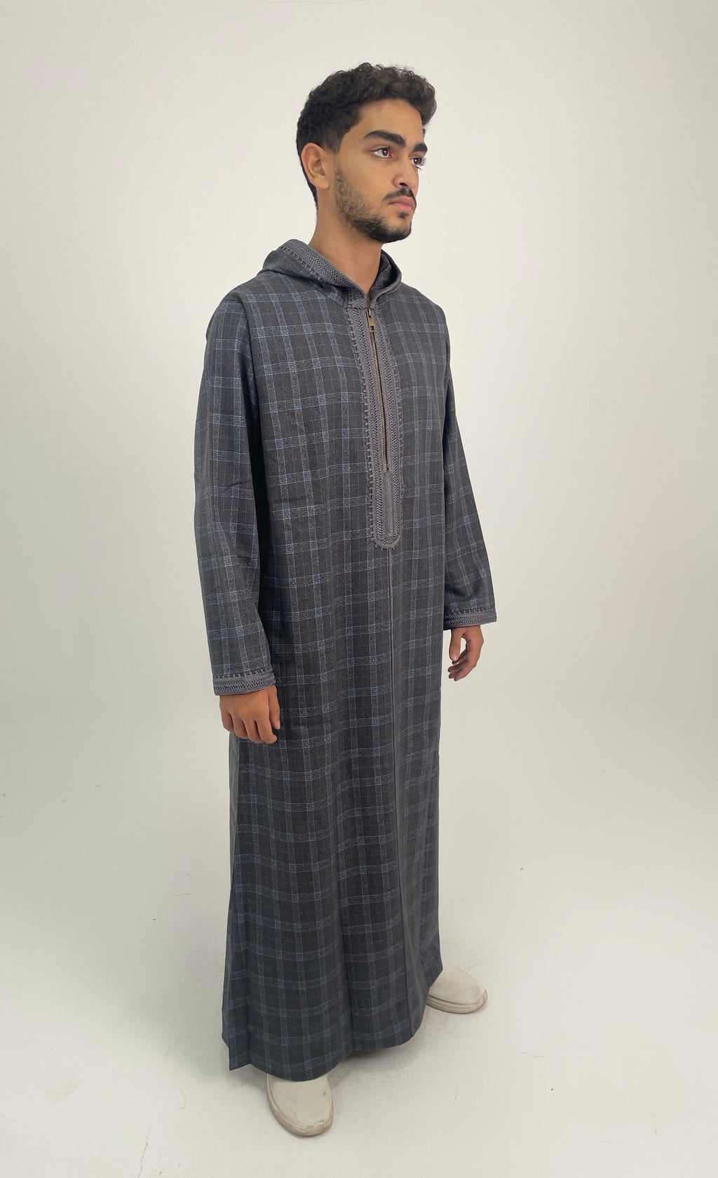 Aseel striped gray moroccan thobe