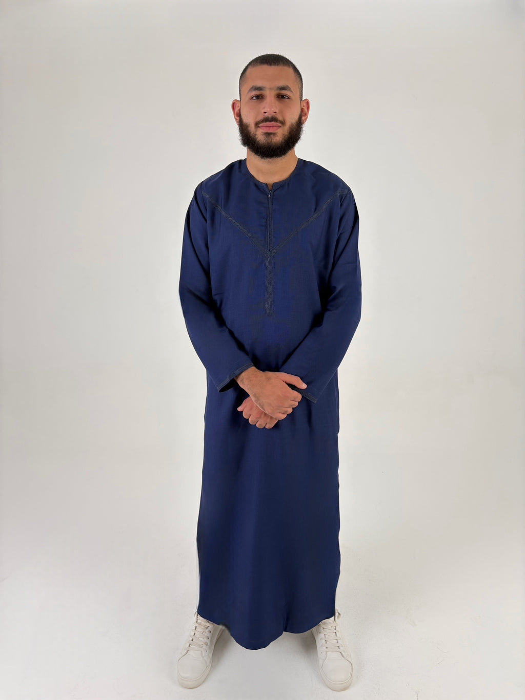 Omani thobe – navy blue