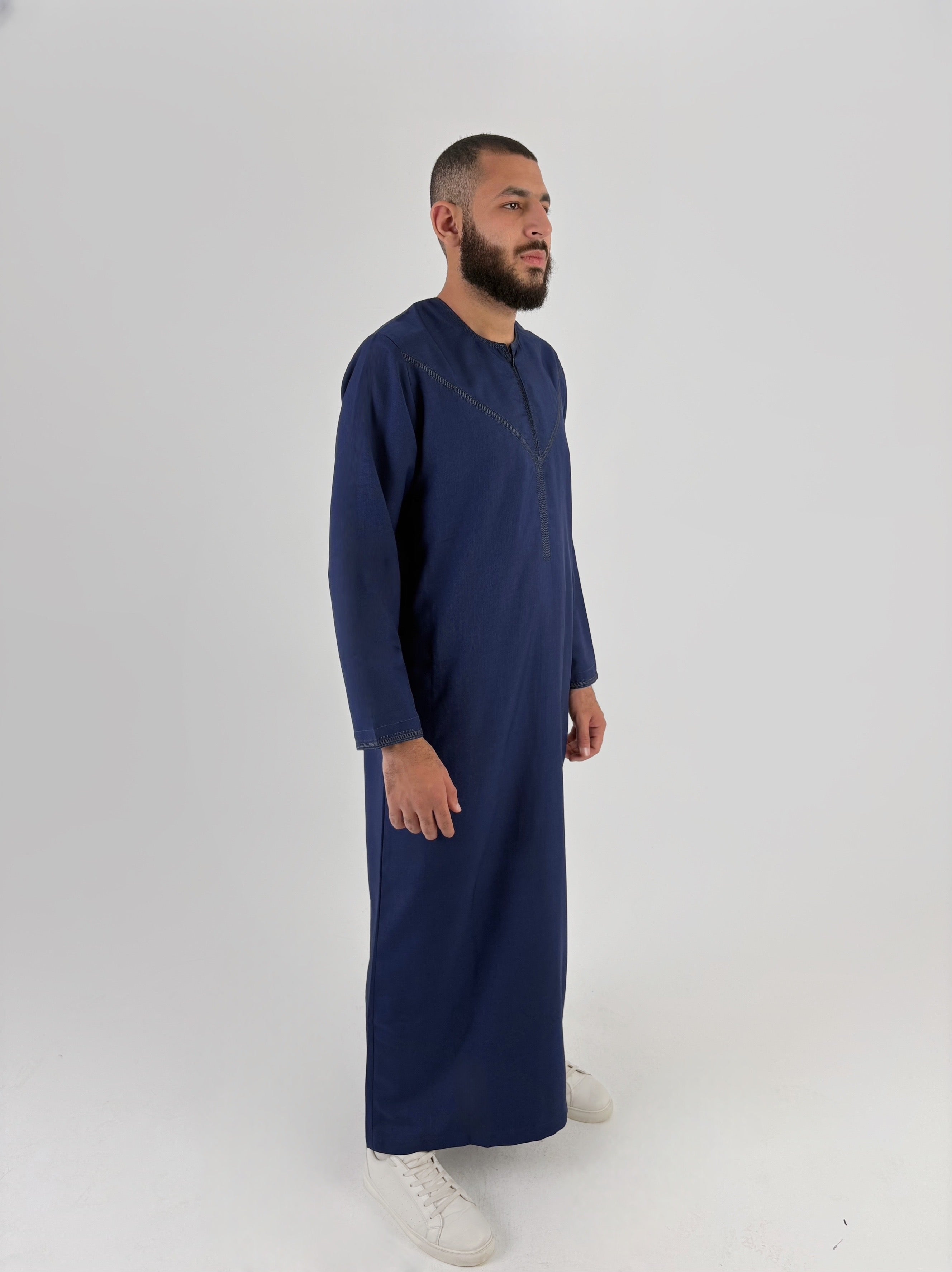 Omani thobe – navy blue